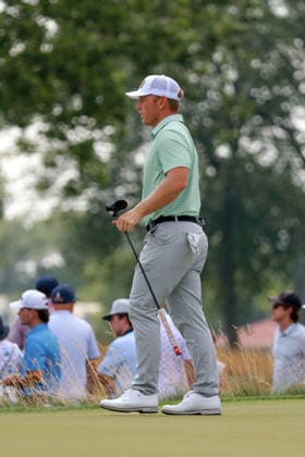 U.S. Senior Open Championship DETROIT, MICHIGAN - JULY 30: Brad Dalke of Norman, Oklahoma walks on the 16th green during the first round of the Rocket Classic 2026 at the Detroit Golf Club in Detroit, Michigan, USA, July 30, 2026. Detoit Michian United States  Copyright: xAmyxLemusx originalFilename:lemus-ussenior260730_npZx3.jpg
