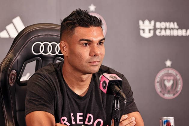 July 30, 2026, Miami, Florida, USA: Brazilian midfielder Casemiro speaks at a press conference, PK, Pressekonferenz after he was officially introduced as Inter Miami s new signing during an event at NU Stadium in Miami, Florida, Soccer 2026: Casemiro Press Conference.  - ZUMAa257 20260730_zsp_a257_020 Copyright: xChrisxArjoonx