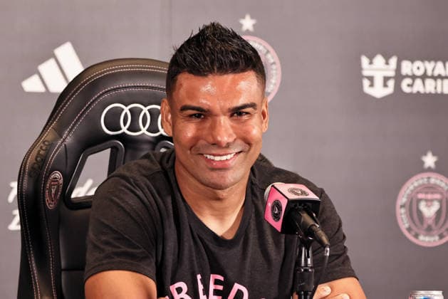 July 30, 2026, Miami, Florida, USA: Brazilian midfielder Casemiro speaks at a press conference, PK, Pressekonferenz after he was officially introduced as Inter Miami s new signing during an event at NU Stadium in Miami, Florida, Soccer 2026: Casemiro Press Conference.  - ZUMAa257 20260730_zsp_a257_023 Copyright: xChrisxArjoonx