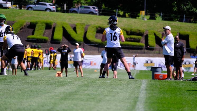 July 30, 2026: Drew Allar 16 during the Pittsburgh Steelers training camp in Latrobe, PA CSM Latrobe USA - ZUMAcp5_ 20260730_faf_cp5_002 Copyright: xJasonxPohuskix