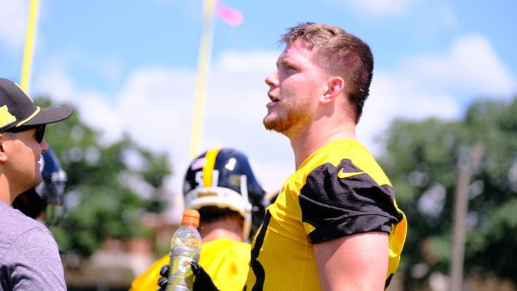 July 30, 2026: Jack Sawyer 33 during the Pittsburgh Steelers training camp in Latrobe, PA CSM NFL, American Football Herren, USA 2026: Steelers Training Camp JULY 30  - ZUMAcp5_ 20260730_faf_cp5_042 Copyright: xJasonxPohuskix