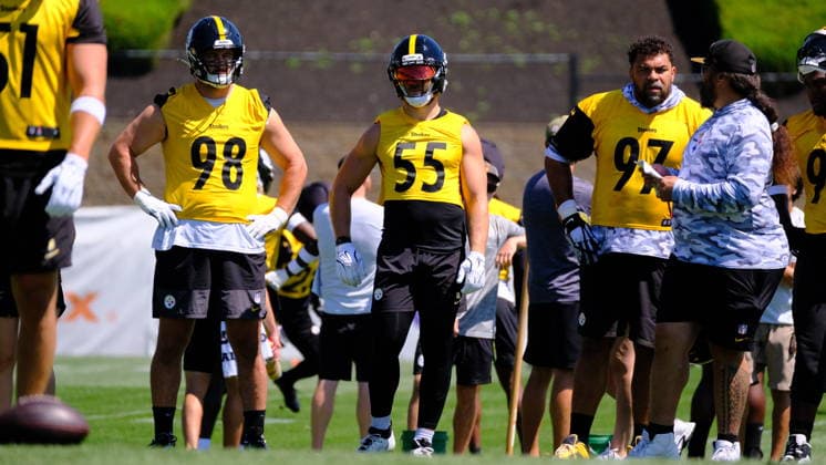 NFL, American Football Herren, USA 2026: Steelers Training Camp JULY 30 July 30, 2026: Cole Holcomb 55 during the Pittsburgh Steelers training camp in Latrobe, PA Jason Pohuski CSM(Credit Image: Â Jason Pohuski Cal Media) Latrobe Pa USA EDITORIAL USE ONLY Copyright: xx ZUMA-20260730_faf_cp5_136.jpg JasonxPohuskix csmphotothree507309