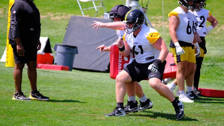 NFL, American Football Herren, USA 2026: Steelers Training Camp JULY 30 July 30, 2026: Greg Crippen 61 during the Pittsburgh Steelers training camp in Latrobe, PA Jason Pohuski CSM(Credit Image: Â Jason Pohuski Cal Media) Latrobe Pa USA EDITORIAL USE ONLY Copyright: xx ZUMA-20260730_faf_cp5_049.jpg JasonxPohuskix csmphotothree507284