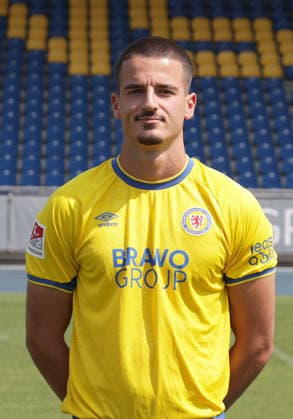 Andi Hoti (Eintracht Braunschweig) ; Eintracht Braunschweig; 2.BL, Portraettermin 2026 2027 *** Andi Hoti, Eintracht Braunschweig, Eintracht Braunschweig 2 (2nd Bundesliga), Photo Shoot 2026, 2027