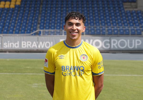Johan Gomez (Eintracht Braunschweig) ; Eintracht Braunschweig; 2.BL, Portraettermin 2026 2027 *** Johan Gomez Eintracht Braunschweig Eintracht Braunschweig 2 BL, Photo Shoot 2026 2027