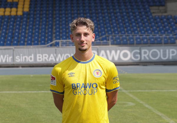 Damjan Kovacevic (Eintracht Braunschweig) ; Eintracht Braunschweig; 2.BL, Portraettermin 2026 2027 *** Damjan Kovacevic Eintracht Braunschweig Eintracht Braunschweig 2 BL, Photo Shoot 2026 2027