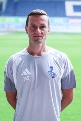 Fussball, 3.Liga Saison 2026 2027 Team- und Porträtfototermin MSV Duisburg 30.07.2026, schauinsland-reisen-arena Dr Martin Schroeder (Teamarzt, MSV Duisburg) Duisburg schauinsland-reisen-arena Nordrhein-Westfalen Deutschland *** Sports, Soccer, 3rd Division 2026–2027 Season: MSV Duisburg Team and Portrait Photo Session, July 30, 2026, Schauinsland Reisen Arena, Dr. Martin Schroeder, team physician, MSV Duisburg, Duisburg, Schauinsland Reisen Arena, North Rhine-Westphalia, Germany