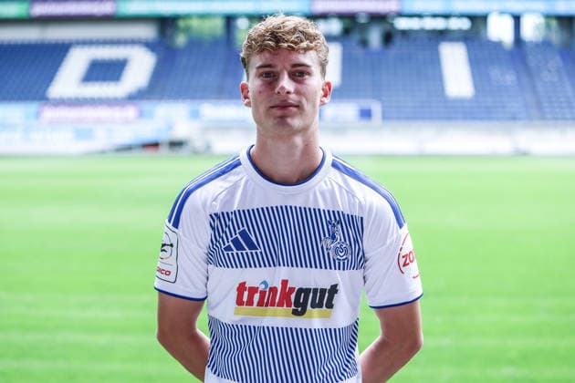 Fussball, 3.Liga Saison 2026 2027 Team- und Porträtfototermin MSV Duisburg 30.07.2026, schauinsland-reisen-arena Dominik Kother (MSV Duisburg, 11) Duisburg schauinsland-reisen-arena Nordrhein-Westfalen Deutschland *** Sports, Soccer, 3rd Division 2026–2027 Season: MSV Duisburg Team and Portrait Photo Session, July 30, 2026, Schauinsland Reisen Arena, Dominik Kother, MSV Duisburg, 11 Duisburg, Schauinsland Reisen Arena, North Rhine-Westphalia, Germany