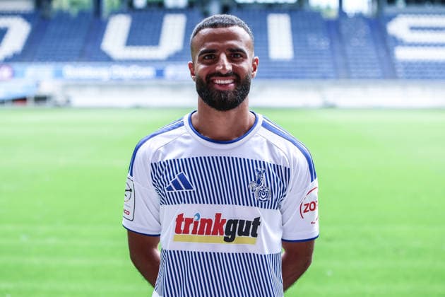 Fussball, 3.Liga Saison 2026 2027 Team- und Porträtfototermin MSV Duisburg 30.07.2026, schauinsland-reisen-arena Ramien Safi (MSV Duisburg, 19) Duisburg schauinsland-reisen-arena Nordrhein-Westfalen Deutschland *** Sports, Soccer, 3rd Division 2026–2027 Season: MSV Duisburg Team and Portrait Photo Session, July 30, 2026, Schauinsland Reisen Arena, Ramien Safi, MSV Duisburg, 19 Duisburg, Schauinsland Reisen Arena, North Rhine-Westphalia, Germany