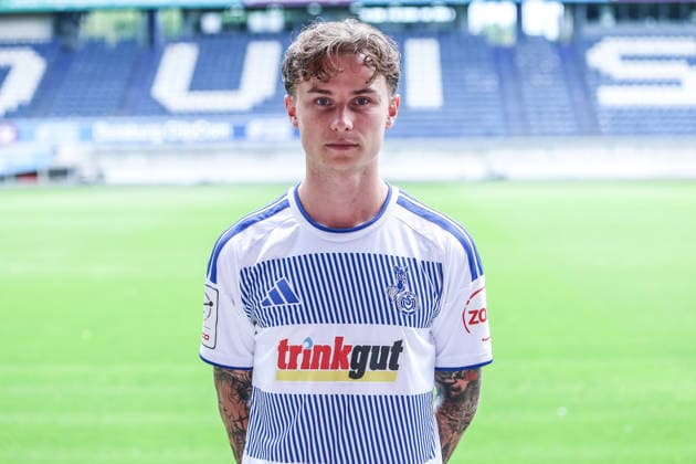 Fussball, 3.Liga Saison 2026 2027 Team- und Porträtfototermin MSV Duisburg 30.07.2026, schauinsland-reisen-arena Niklas Jessen (MSV Duisburg, 20) Duisburg schauinsland-reisen-arena Nordrhein-Westfalen Deutschland *** Sports, Soccer, 3rd Division 2026–2027 Season: MSV Duisburg Team and Portrait Photo Shoot, July 30, 2026, Schauinsland Reisen Arena, Niklas Jessen, MSV Duisburg, 20 Duisburg, Schauinsland Reisen Arena, North Rhine-Westphalia, Germany