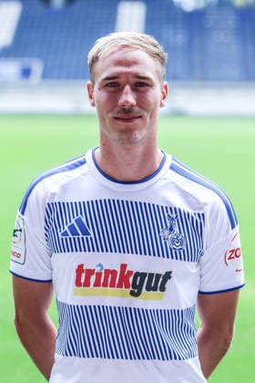 Fussball, 3.Liga Saison 2026 2027 Team- und Porträtfototermin MSV Duisburg 30.07.2026, schauinsland-reisen-arena Florian Krüger (MSV Duisburg, 26) Duisburg schauinsland-reisen-arena Nordrhein-Westfalen Deutschland *** Sports, Soccer, 3rd Division 2026–2027 Season: MSV Duisburg Team and Portrait Photo Session, July 30, 2026, Schauinsland Reisen Arena, Florian Krüger, MSV Duisburg, 26 Duisburg, Schauinsland Reisen Arena, North Rhine-Westphalia, Germany