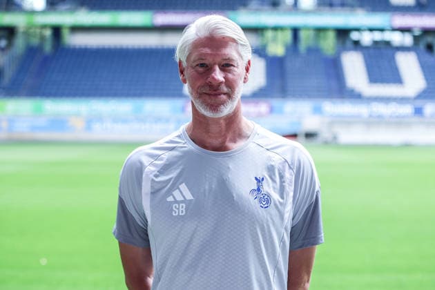 Fussball, 3.Liga Saison 2026 2027 Team- und Porträtfototermin MSV Duisburg 30.07.2026, schauinsland-reisen-arena Sven Beuckert (Torwarttrainer, MSV Duisburg) Duisburg schauinsland-reisen-arena Nordrhein-Westfalen Deutschland *** Sports, Soccer, 3rd Division 2026–2027 Season: MSV Duisburg Team and Portrait Photo Session, July 30, 2026, Schauinsland Reisen Arena, Sven Beuckert, goalkeeper coach, MSV Duisburg, Duisburg, Schauinsland Reisen Arena, North Rhine-Westphalia, Germany
