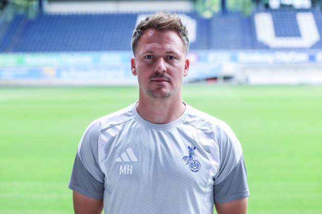 Fussball, 3.Liga Saison 2026 2027 Team- und Porträtfototermin MSV Duisburg 30.07.2026, schauinsland-reisen-arena Marvin Höner (Co-Trainer, MSV Duisburg) Duisburg schauinsland-reisen-arena Nordrhein-Westfalen Deutschland *** Sports, Soccer, 3rd Division 2026–2027 Season: MSV Duisburg Team and Portrait Photo Session, July 30, 2026, Schauinsland Reisen Arena, Marvin Höner, Assistant Coach, MSV Duisburg, Duisburg, Schauinsland Reisen Arena, North Rhine-Westphalia, Germany