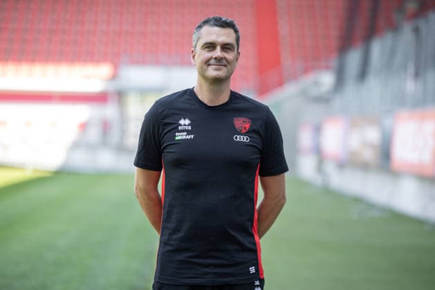 Mannschaftsarzt Dr. Sebastian Elsler (FCI) ; FC Ingolstadt 04; 3.Liga, Porträttermin 2026 2027, 3. Liga - FC Ingolstadt 04 Saison 2026 2027 *** Team Doctor Dr. Sebastian Elsler, FCI FC Ingolstadt 04, 3. Liga, Profile 2026–2027, FC Ingolstadt 04, 3. Liga, 2026–2027 Season