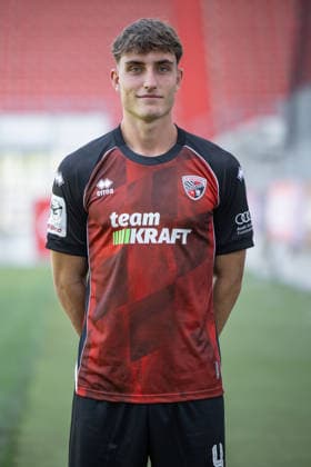 Elias Decker (4, FCI) ; FC Ingolstadt 04; 3.Liga, Porträttermin 2026 2027, 3. Liga - FC Ingolstadt 04 Saison 2026 2027 *** Elias Decker 4, FCI FC Ingolstadt 04, 3. Liga, Profile Session 2026–2027, FC Ingolstadt 04 3. Liga Season 2026–2027