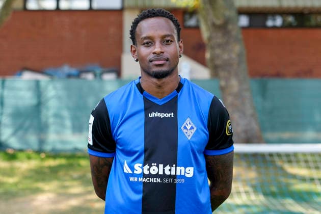 Leroy-Jacques Mickels; SV Waldhof Mannheim; 3.Liga, Porträttermin 2026 2027 *** Leroy Jacques Mickels, SV Waldhof Mannheim, 3. Liga, Profile Session 2026–2027 xozx