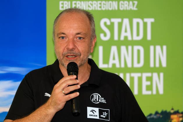 HANDBALL - HBL, Kiel, training camp GRAZ,AUSTRIA,31.JUL.26 - HANDBALL - HBL Handball-Bundesliga, THW Kiel, press conference, PK, Pressekonferenz Image shows press officer Christian Robohm (Kiel).  GEPAxpictures xMarioxBuehner-Weinrauch