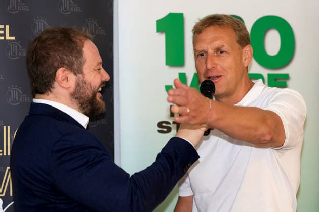 HANDBALL - HBL, Kiel, training camp GRAZ,AUSTRIA,31.JUL.26 - HANDBALL - HBL Handball-Bundesliga, THW Kiel, press conference, PK, Pressekonferenz Image shows host Philipp Jocham and managing director Markus Pichler (Sportunion).  GEPAxpictures xMarioxBuehner-Weinrauch