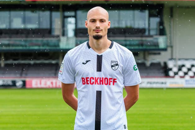 Alem Japaur; SC Verl; 3. Liga, Porträttermin 2026 2027 GER, Porträttermin SC Verl, Fussball, 3. Liga, Spielzeit 2026 2027, 30.07.2026 GER, Porträttermin SC Verl, Fussball, 3. Liga, Spielzeit 2026 2027, 30.07.2026 Verl *** Alem Japaur, SC Verl, 3rd Division, Photo Shoot 2026–2027 GER, SC Verl Photo Shoot, Soccer, 3rd Division, 2026–2027 Season, July 30, 2026 GER, SC Verl Profile Session, Soccer, 3rd Division, 2026–2027 Season, July 30, 2026 Verl Copyright: xEibner-Pressefoto JanxRollingerx EP_JSK