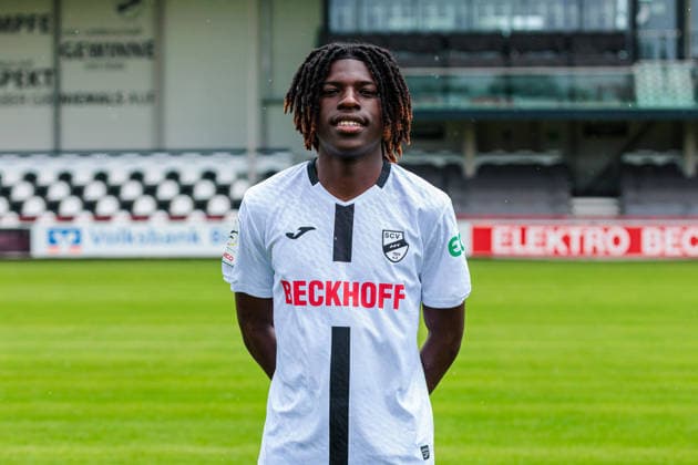 Emmanuel Bamba; SC Verl; 3. Liga, Porträttermin 2026 2027 GER, Porträttermin SC Verl, Fussball, 3. Liga, Spielzeit 2026 2027, 30.07.2026 GER, Porträttermin SC Verl, Fussball, 3. Liga, Spielzeit 2026 2027, 30.07.2026 Verl *** Emmanuel Bamba, SC Verl, 3rd Division, Photo Shoot 2026–2027 GER, SC Verl Photo Shoot, Soccer, 3rd Division, 2026–2027 Season, July 30, 2026 GER, SC Verl Photo Shoot, Soccer, 3rd Division, 2026–2027 Season, July 30, 2026 Verl Copyright: xEibner-Pressefoto JanxRollingerx EP_JSK