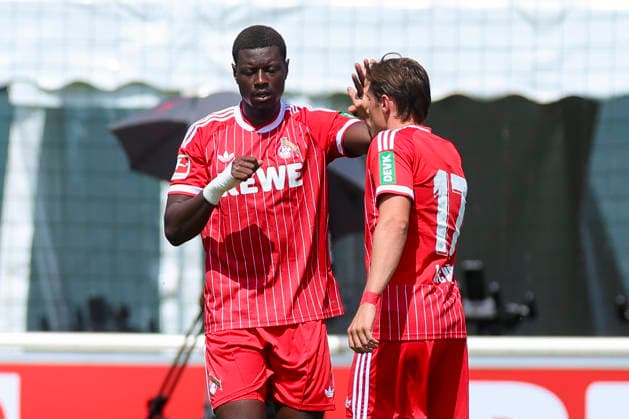 Ragnar Prince Friedel Ache (1. FC Köln) bejubelt seinen Treffer zum 1:0 mit Alessio Castro-Montes (1. FC Köln), Friendly match, 1. FC Köln v Hertha BSC Berlin, Koasastadion am 31. July 2026 in St. Johann in Tirol, Österreich. (Foto von Marco Steinbrenner DeFodi Images) Ragnar Prince Friedel Ache (1. FC Köln) celebrates after scoring his teams first goal with Alessio Castro-Montes (1. FC Köln), Friendly match, 1. FC Köln v Hertha BSC Berlin, Koasastadion, July 31, 2026 in St. Johann in Tirol, Austria. (Photo by Marco Steinbrenner DeFodi Images) - *** Ragnar Prince Friedel Ache of 1. FC Köln celebrates his goal to make it 1–0 with Alessio Castro Montes of 1. FC Köln, Friendly match, 1. FC Köln vs. Hertha BSC Berlin, Koasa Stadium on July 31, 2026, in St. Johann in Tirol, Austria. Photo by Marco Steinbrenner, DeFodi Images. Ragnar Prince Friedel Ache of 1. FC Köln celebrates after scoring his team’s first goal with Alessio Castro Montes of 1. FC Köln, Friendly match, 1 FC Köln vs. Hertha BSC Berlin, Koasa Stadium, July 31, 2026, in St. Johann in Tirol, Austria. Photo by Marco Steinbrenner, DeFodi Images