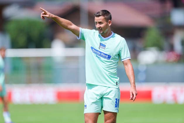 Paul Seguin (Hertha BSC Berlin) gestikuliert, Friendly match, 1. FC Köln v Hertha BSC Berlin, Koasastadion am 31. July 2026 in St. Johann in Tirol, Österreich. (Foto von Marco Steinbrenner DeFodi Images) Paul Seguin (Hertha BSC Berlin) gestures, Friendly match, 1. FC Köln v Hertha BSC Berlin, Koasastadion, July 31, 2026 in St. Johann in Tirol, Austria. (Photo by Marco Steinbrenner DeFodi Images) - *** Paul Seguin of Hertha BSC Berlin gestures, Friendly match, 1 FC Köln vs. Hertha BSC Berlin, Koasastadion on July 31, 2026, in St. Johann in Tirol, Austria. Photo by Marco Steinbrenner, DeFodi Images. Paul Seguin of Hertha BSC Berlin gestures, Friendly match, 1 FC Köln vs. Hertha BSC Berlin, Koasastadion, July 31, 2026, in St. Johann in Tirol, Austria. Photo by Marco Steinbrenner, DeFodi Images