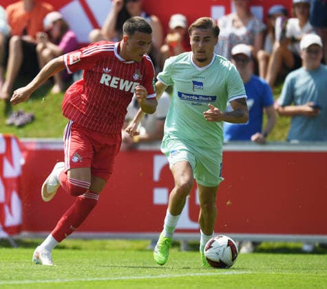 31.07.2026, xophax, Fussball 1.Bundesliga, 1.FC Koeln Trainingslager . Mannschaft des 1.FC Köln in Kitzbühel .Training in Sankt Johann. Freundschaftsspiel St.Johann in Tirol gegen Hertha BSC. 1.FC Köln - Hertha. Said El Mala ( 1.FC Köln ), links und Marten Winkler, rechts ( Hertha ( BSC ) Kitzbühel *** July 31, 2026, xophax, Soccer, Bundesliga 1, 1 FC Köln Training Camp: 1 FC Köln team in Kitzbühel; training in Sankt Johann; friendly match in Sankt Johann in Tirol against Hertha BSC; 1 FC Köln’s Said El Mala (left) and Marten Winkler (right); Hertha BSC; Kitzbühel