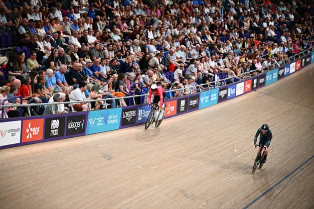 Glasgow 2026 Commonwealth Games Picture by Olly Hassell SWpix.com - 31 07 2026 - Glasgow 2026 Commonwealth Games - Track cycling, Rad, Radsport, Bahnrad, Bahn and Para Track Cycling - Sir Chris Hoy Velodrome, Glasgow, Scotland - Women s Sprint - 1 8 Finals - Emma Finucane of Wales Glasgow Sir Chris Hoy Velodrome Scotland Copyright: x xSWpix.comx(t axPhotographyxHubxLtd)xOllyxHassell SWpix.comx SWP-3030-16408