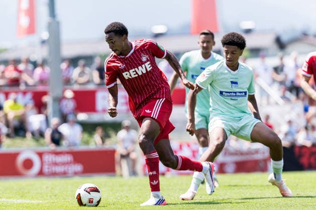 ST. JOHANN IN TIROL, AUSTRIA - JULY 31: Youssoupha Niang (1. FC Koeln, 38) shooting the ball during a friendly game between 1. FC Koeln vs. Hertha BSC Berlin at trainings camp of 1. FC Koeln in Kitzbuehel of season 2026 27 at Koasastadion on July 31, 2026 in St. Johann in Tirol, Austria. Austria Copyright: xSteffiexWunderlx