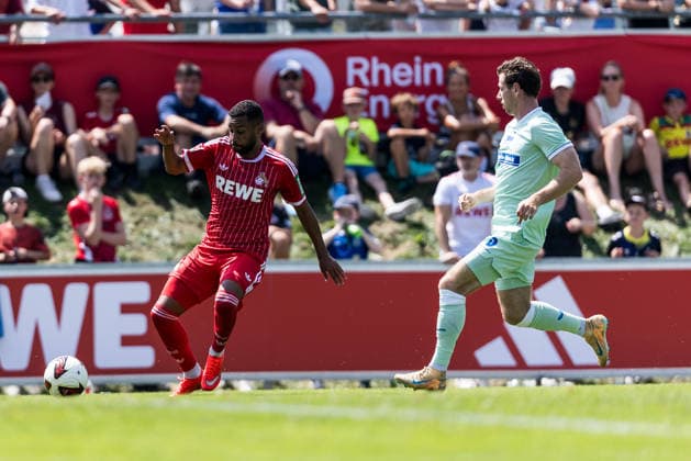 ST. JOHANN IN TIROL, AUSTRIA - JULY 31: Linton Maina (1. FC Koeln, 37) controls the ball during a friendly game between 1. FC Koeln vs. Hertha BSC Berlin at trainings camp of 1. FC Koeln in Kitzbuehel of season 2026 27 at Koasastadion on July 31, 2026 in St. Johann in Tirol, Austria. Austria Copyright: xSteffiexWunderlx
