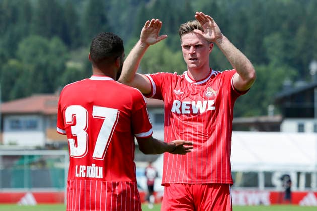 Sport Bilder des Tages Marius Bülter (1. FC Köln) bejubelt seinen Treffer zum 2:1 mit Linton Maina (1. FC Köln), Friendly match, 1. FC Köln v Hertha BSC Berlin, Koasastadion am 31. July 2026 in St. Johann in Tirol, Österreich. (Foto von Marco Steinbrenner DeFodi Images) Marius Bülter (1. FC Köln) celebrates after scoring his teams second goal with Linton Maina (1. FC Köln), Friendly match, 1. FC Köln v Hertha BSC Berlin, Koasastadion, July 31, 2026 in St. Johann in Tirol, Austria. (Photo by Marco Steinbrenner DeFodi Images) - *** Marius Bülter of 1. FC Köln celebrates his goal to make it 2–1 with Linton Maina of 1. FC Köln, Friendly match, 1 FC Köln vs. Hertha BSC Berlin, Koasastadion on July 31, 2026, in St. Johann in Tirol, Austria. Photo by Marco Steinbrenner, DeFodi Images. Marius Bülter of 1 FC Köln celebrates after scoring his team’s second goal with Linton Maina of 1 FC Köln, Friendly match, 1 FC Köln vs. Hertha BSC Berlin, Koasastadion, July 31, 2026, in St. Johann in Tirol, Austria. Photo by Marco Steinbrenner, DeFodi Images