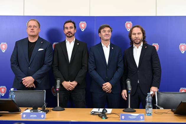 Spanish Santi Denia has become the new coach of the Czech national football team and the first foreign national to take this post as he signed a two-year contract with an option with the Czech Football Association in Prague, Czech Republic, July 31, 2026. From left Czech Football Association Chairman David Trunda., coach assistant Pablo Amo, new coach Santi Denia and General manager of Czech national soccer team Pavel Nedved. (CTKxPhoto KaterinaxSulova) CTKPhotoP2026073104426  CTKPhotoP2026073104426