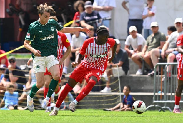 31.07.2026 - Fussball - Saison 2026 2027 - Testspiel Freundschaftsspiel Vorbereitungsspiel - SC Freiburg - SpVgg Greuther Fürth ( Kleeblatt ) - - Sportfoto Zink - xwoxzix - regulations prohibit any use of photographs as image sequences and or quasi-video - only for editorial use - Gian Luca Gian-Luca Itter (27, SpVgg Greuther Fürth ) Bruno Ogbus (43, SC Freiburg ) *** July 31, 2026 Soccer Season 2026–2027 Exhibition Match Friendly Match Preseason Match SC Freiburg SpVgg Greuther Fürth Kleeblatt Sports Photo by Zink xwoxzix; regulations prohibit any use of photographs as image sequences and or quasi-video; for editorial use only. Gian Luca Gian Luca Itter, 27, SpVgg Greuther Fürth; Bruno Ogbus, 43, SC Freiburg