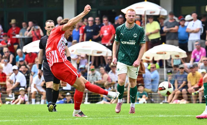31.07.2026 - Fussball - Saison 2026 2027 - Testspiel Freundschaftsspiel Vorbereitungsspiel - SC Freiburg - SpVgg Greuther Fürth ( Kleeblatt ) - - Sportfoto Zink - xwoxzix - regulations prohibit any use of photographs as image sequences and or quasi-video - only for editorial use - Maximilian Eggestein (8, SC Freiburg ) Chance Torchance *** July 31, 2026 Soccer Season 2026–2027 Exhibition Match Friendly Match Preseason Match SC Freiburg vs. SpVgg Greuther Fürth Kleeblatt Sports Photo by Zink xwoxzix; regulations prohibit any use of photographs as image sequences and or quasi-video; for editorial use only. Maximilian EggEinstein 8, SC Freiburg, chance, scoring opportunity