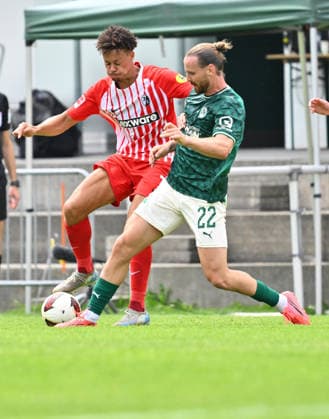 31.07.2026 - Fussball - Saison 2026 2027 - Testspiel Freundschaftsspiel Vorbereitungsspiel - SC Freiburg - SpVgg Greuther Fürth ( Kleeblatt ) - - Sportfoto Zink - xwoxzix - regulations prohibit any use of photographs as image sequences and or quasi-video - only for editorial use - Derry Scherhant (7, SC Freiburg ) Jannis Heuer (22, SpVgg Greuther Fürth ) *** July 31, 2026 Soccer Season 2026–2027 Exhibition Match Friendly Match Preseason Match SC Freiburg SpVgg Greuther Fürth Kleeblatt Sports Photo by Zink xwoxzix; regulations prohibit any use of photographs as image sequences and or quasi-video; for editorial use only. Derry Scherhant 7, SC Freiburg; Jannis Heuer 22, SpVgg Greuther Fürth