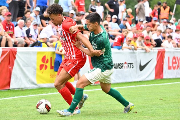 31.07.2026 - Fussball - Saison 2026 2027 - Testspiel Freundschaftsspiel Vorbereitungsspiel - SC Freiburg - SpVgg Greuther Fürth ( Kleeblatt ) - - Sportfoto Zink - xwoxzix - regulations prohibit any use of photographs as image sequences and or quasi-video - only for editorial use - Derry Scherhant (7, SC Freiburg ) Shinta Appelkamp (8, SpVgg Greuther Fürth ) *** July 31, 2026 Soccer Season 2026–2027 Exhibition Match Friendly Match Preseason Match SC Freiburg vs. SpVgg Greuther Fürth Kleeblatt Sports Photo by Zink xwoxzix; regulations prohibit any use of photographs as image sequences and or quasi-video; for editorial use only. Derry Scherhant 7, SC Freiburg; Shinta Appelkamp 8, SpVgg Greuther Fürth