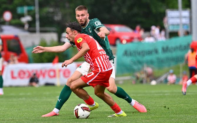31.07.2026 - Fussball - Saison 2026 2027 - Testspiel Freundschaftsspiel Vorbereitungsspiel - SC Freiburg - SpVgg Greuther Fürth ( Kleeblatt ) - - Sportfoto Zink - xwoxzix - regulations prohibit any use of photographs as image sequences and or quasi-video - only for editorial use - Berkay Yilmaz (27, SC Freiburg ) Doni Edon Arifi (28, SpVgg Greuther Fürth ) *** July 31, 2026 Soccer Season 2026–2027 Exhibition Match Friendly Match Preseason Match SC Freiburg SpVgg Greuther Fürth Kleeblatt Sports Photo Zink xwoxzix Regulations prohibit any use of photographs as image sequences and or quasi-video; for editorial use only. Berkay Yilmaz 27, SC Freiburg; Doni Edon Arifi 28, SpVgg Greuther Fürth