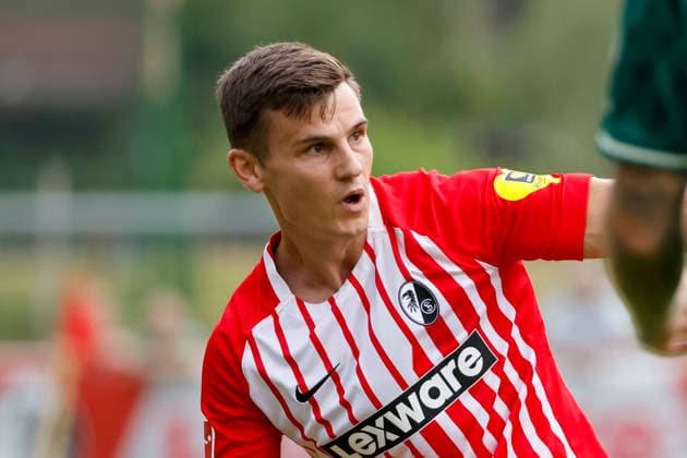 Yannik Engelhardt (SC Freiburg, 16) , Österreich, Fussball, Testspiel, 2026 2027, vs. , 31.07.2026, Schruns Fussballplatz Österreich *** Yannik Engelhardt, SC Freiburg, 16, Austria, soccer, friendly match, 2026–2027, vs., July 31, 2026, Schruns Soccer Field, Austria Copyright: xGrantxHubbsx