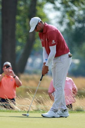 U.S. Senior Open Championship DETROIT, MICHIGAN - JULY 30: Ben Silverman of Canada putts on the 16th green during the first round of the Rocket Classic 2026 at the Detroit Golf Club in Detroit, Michigan, USA, July 30, 2026. Detoit Michian United States  Copyright: xAmyxLemusx originalFilename:lemus-ussenior260730_npR1l.jpg