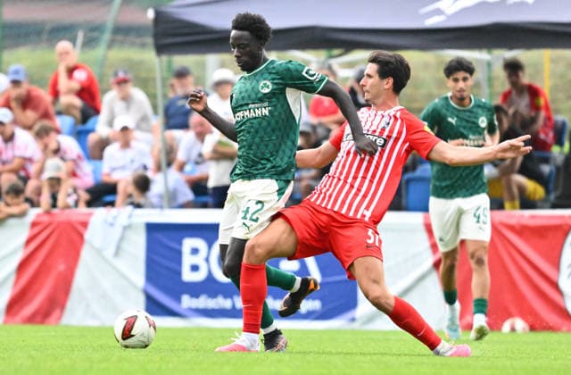 31.07.2026 - Fussball - Saison 2026 2027 - Testspiel Freundschaftsspiel Vorbereitungsspiel - SC Freiburg - SpVgg Greuther Fürth ( Kleeblatt ) - - Sportfoto Zink - xwoxzix - regulations prohibit any use of photographs as image sequences and or quasi-video - only for editorial use - Omar Sillah (42, SpVgg Greuther Fürth ) Igor Matanovic (31, SC Freiburg ) *** July 31, 2026 Soccer Season 2026–2027 Exhibition Match Friendly Match Preseason Match SC Freiburg SpVgg Greuther Fürth Kleeblatt Sports Photo by Zink xwoxzix; regulations prohibit any use of photographs as image sequences and or quasi-video; for editorial use only. Omar Sillah 42, SpVgg Greuther Fürth; Igor Matanovic, 31, SC Freiburg