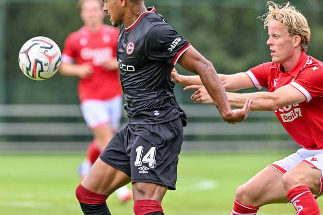 260731 Standard de Liege vs Arminia Bielefeld Gustav Mortensen (3) of Standard CL during a friendly soccer game in the preparations ahead of the Jupiler Pro League season 2026 - 2027 between Standard de Liege and Arminia Bielefeld from Germany on July 31 , 2026 in Liege, Belgium. (Photo by Stijn Audooren Isosport) Liege SL16 Football Campus Liege Belgium  Copyright: xIsosportxStijnxAudoorenx