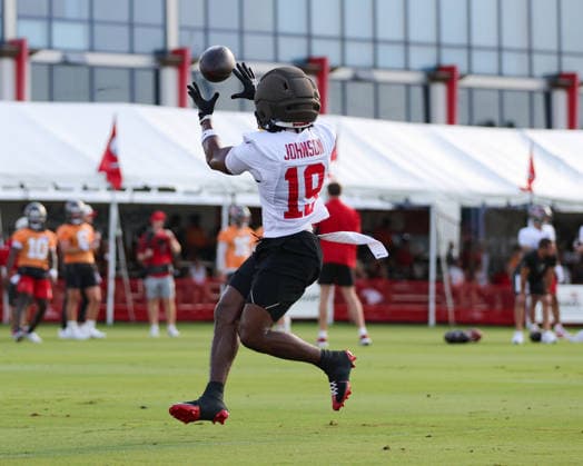 July 31, 2026: Tampa Bay Buccaneers wide receiver Kameron Johnson (19) catches a pass during training camp at AdventHeath Training Center in Tampa, FL. Taylor McFee CSM Tampa USA - ZUMAc04_ 20260731_zma_c04_043 Copyright: xTaylorxMcfeex