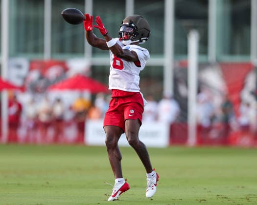 July 31, 2026: Tampa Bay Buccaneers wide receiver Dean Patterson IV (8) catches a pass during training camp at AdventHeath Training Center in Tampa, FL. Taylor McFee CSM Tampa USA - ZUMAc04_ 20260731_zma_c04_058 Copyright: xTaylorxMcfeex
