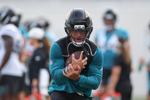 JACKSONVILLE, FL - JULY 31: Jacksonville Jaguars wide receiver Parker Washington (11) works on a drill during training camp on July 31, 2026 at the Miller Electric Center in Jacksonville, Fl. (Photo by David Rosenblum Icon Sportswire) NFL, American Football Herren, USA JUL 31 Jaguars Training Camp EDITORIAL USE ONLY Icon260731227467