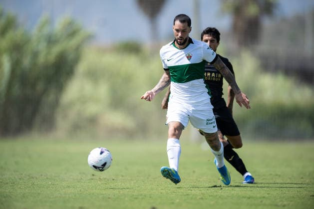 Tete Morente of Elche during preseason friendly match between Elche CF v Cordoba CF played at Oliva, Valencia on July 31, 2026 in Spain Oliva Valenci Spain *** Tete Morente of Elche during a preseason friendly match between Elche CF and Córdoba CF played in Oliva, Valencia, on July 31, 2026, in Spain (Oliva, Valencia, Spain) Copyright: xVicentexVidalx xAgenciaxLOFx
