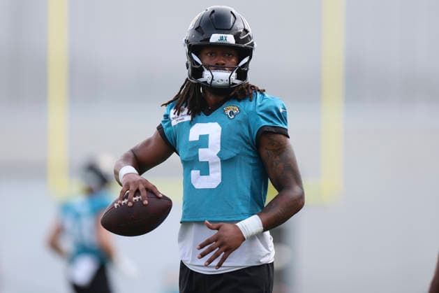 JACKSONVILLE, FL - JULY 31: Jacksonville Jaguars wide receiver Jakobi Meyers (3) during training camp on July 31, 2026 at the Miller Electric Center in Jacksonville, Fl. (Photo by David Rosenblum Icon Sportswire) NFL, American Football Herren, USA JUL 31 Jaguars Training Camp EDITORIAL USE ONLY Icon260731227472