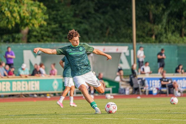 Fußball I Herren I Saison 2026-2027 I Regionalliga Nord I 1. Spieltag I SV Werder Bremen U23 - VfB Oldenburg I 31.07.2026 Arian Römers (23, SV Werder Bremen II) Bremen Stadiongelände Platz 11 Bremen Deutschland *** Soccer I Men s I 2026–2027 Season I Regionalliga Nord I Matchday 1 I SV Werder Bremen U23 vs. VfB Oldenburg I July 31, 2026 Arian Römers 23, SV Werder Bremen II, Bremen Stadium Grounds, Field 11, Bremen, Germany Copyright: xLobeca JonasxBoningx