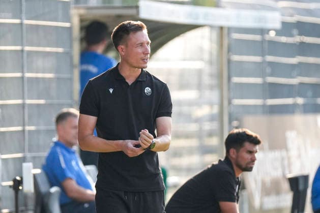 Kevin Stotz (Trainer, Cheftrainer, SVS), Einzelbild, Einzelfoto, Aktion, Action, 31.07.2026, Sandhausen (Deutschland), Fussball, bfv-Verbandspokal, 3. Runde, SV Sandhausen - TSG 1862 09 Weinheim *** Kevin Stotz, Coach, Head Coach, SVS, Single Frame, Single Photo, Action, July 31, 2026, Sandhausen, Germany, Soccer, bfv Association Cup, 3rd Round, SV Sandhausen vs. TSG 1862 09 Weinheim xozx