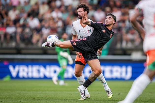 NIJMEGEN , 31-07-2026 , Stadium De Goffert , season 2026 2027 , Dutch pre season football , match between NEC Nijmegen and Sevilla FC , picture shows Sevilla player Jesuly and NEC Nijmegen player Philippe Sandler NEC - Sevilla (friendly)  x205353437x Copyright: