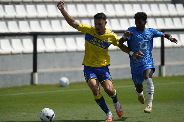 andres Rodriguez of Las Palmas during the friendly match between Las Palmas UD v Neom SC played at the Marbella Football Center, on July 31, 2026 in Spain Spain *** Andrés Rodríguez of Las Palmas during the friendly match between Las Palmas UD and Neom SC played at the Marbella Football Center on July 31, 2026, in Spain, Spain Copyright: xCristobalxOrtegax xAgenciaxLOFx